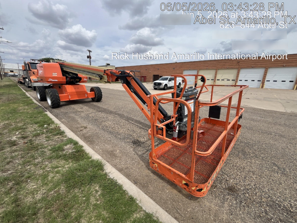 2023 JLG 660SJ