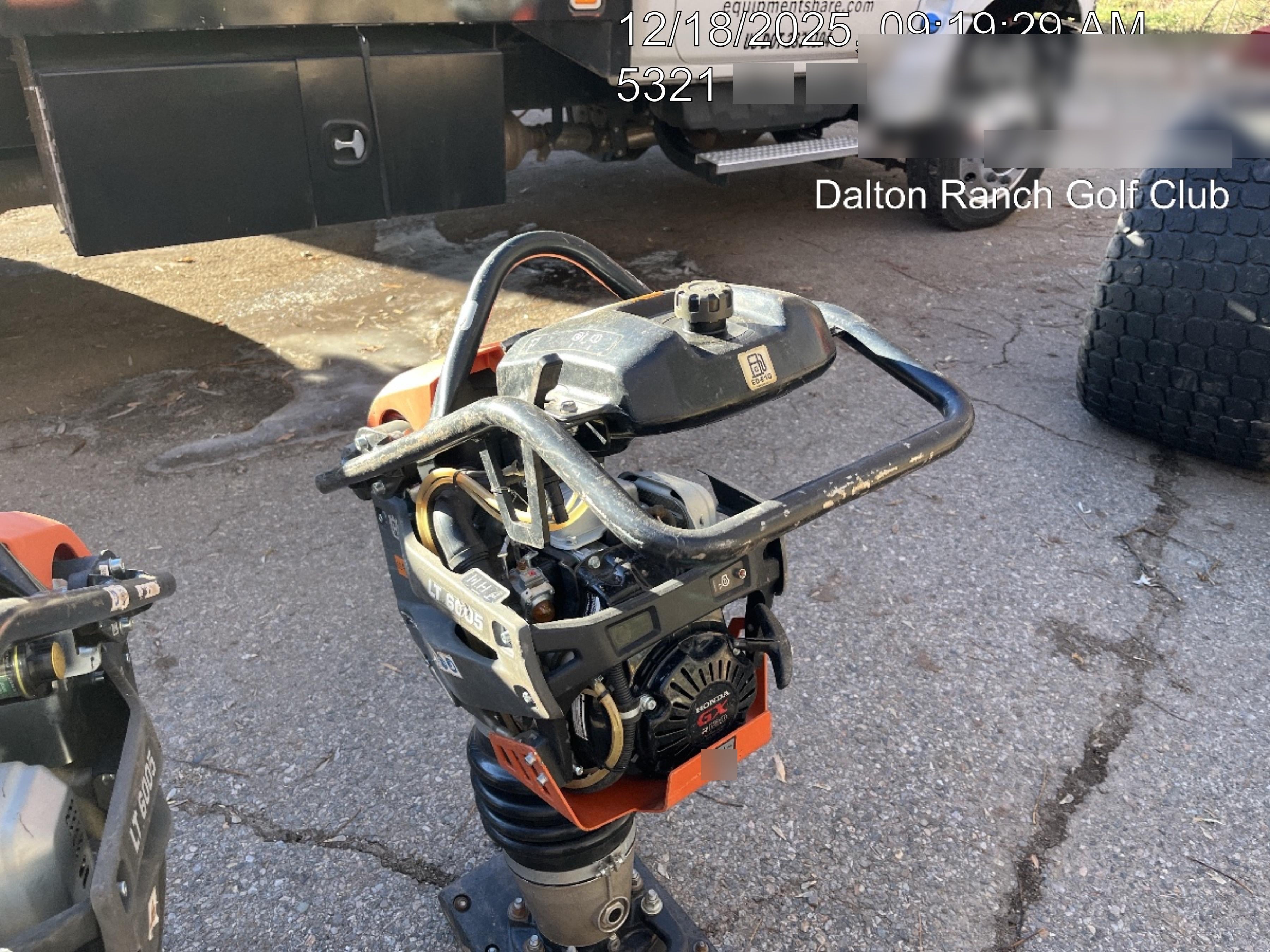 2025 HUSQVARNA LT6005