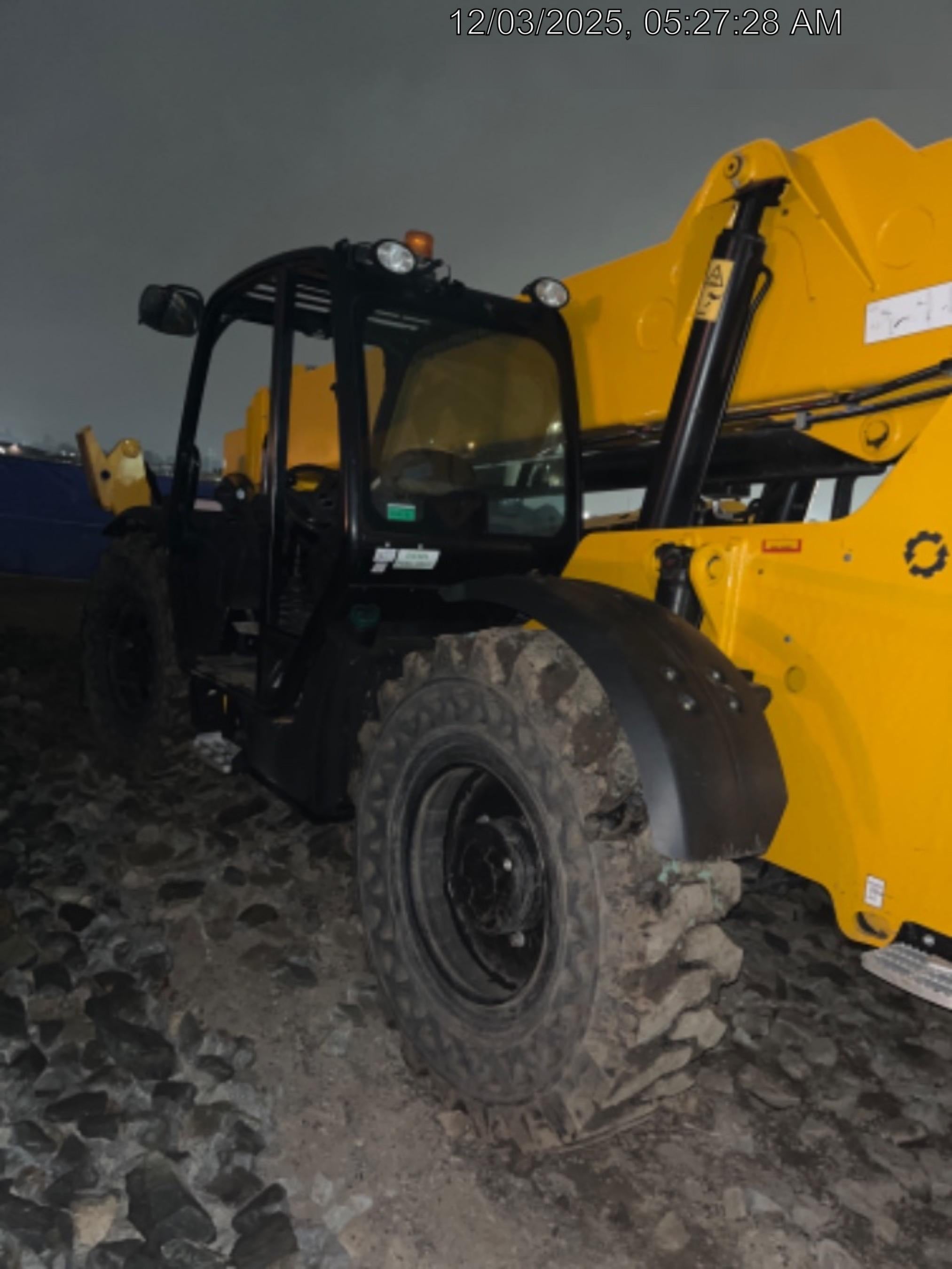 2023 JCB 510-56