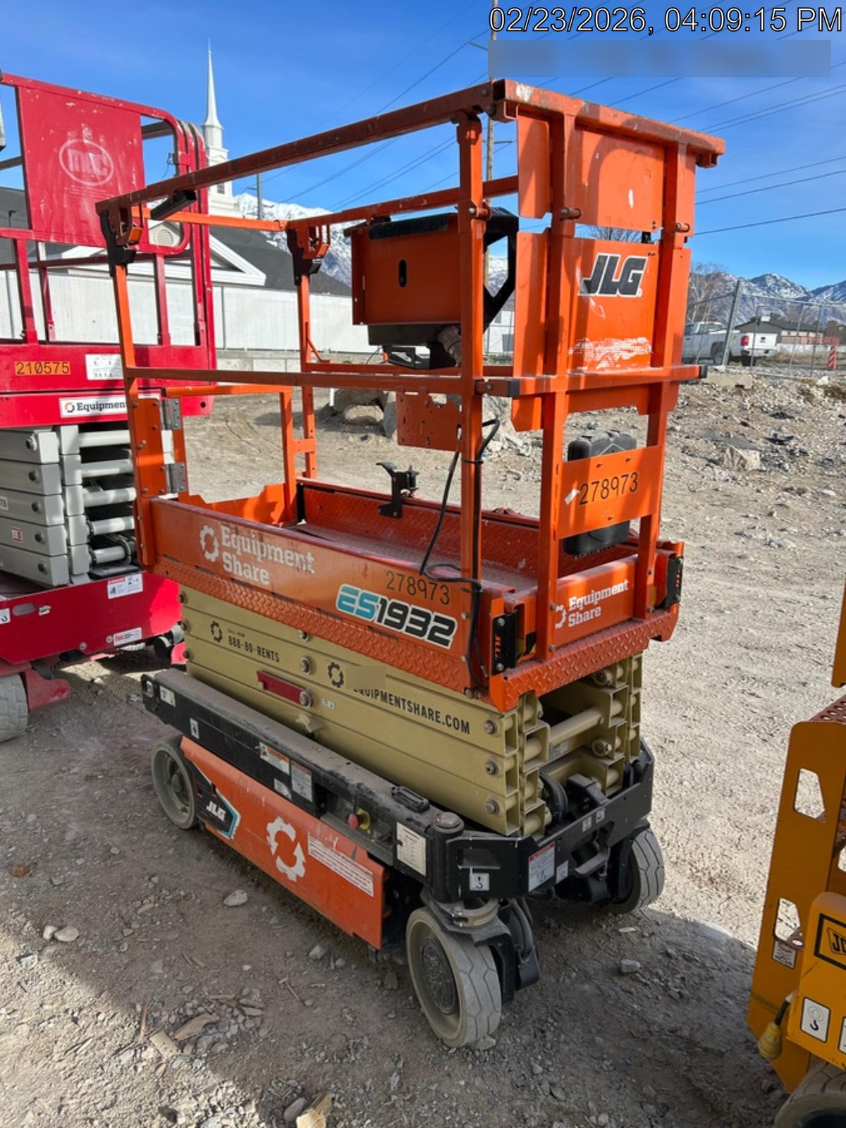 2022 JLG ES1932