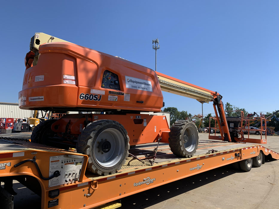 2019 JLG 660SJ