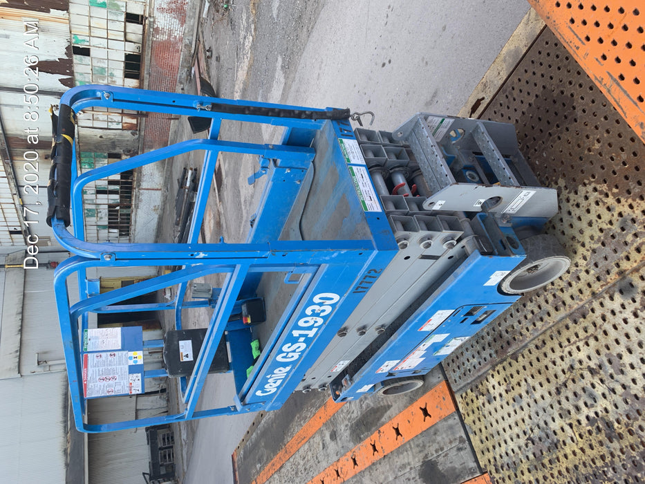 2018 Genie GS-1930 Genie GS-1930 w/Fixed Rail, Chain Entry