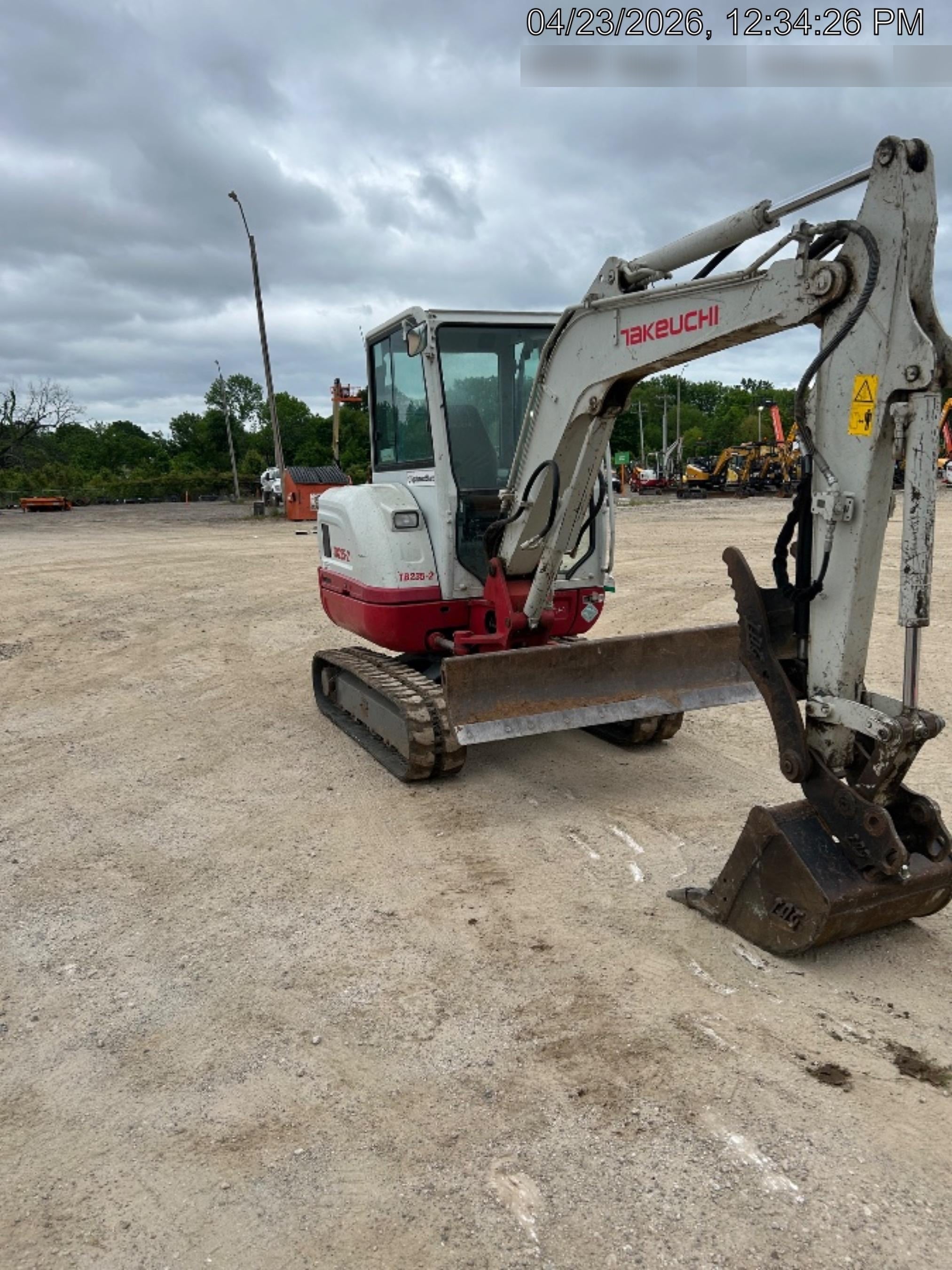 2018 Takeuchi TB235-2CR TAKEUCHI TB235CRA