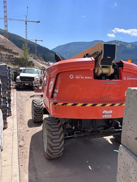 2023 JLG 660SJ
