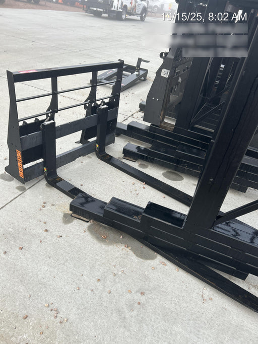 2025 ARROW MATERIAL HANDLING 72" Pallet Forks - Arrow