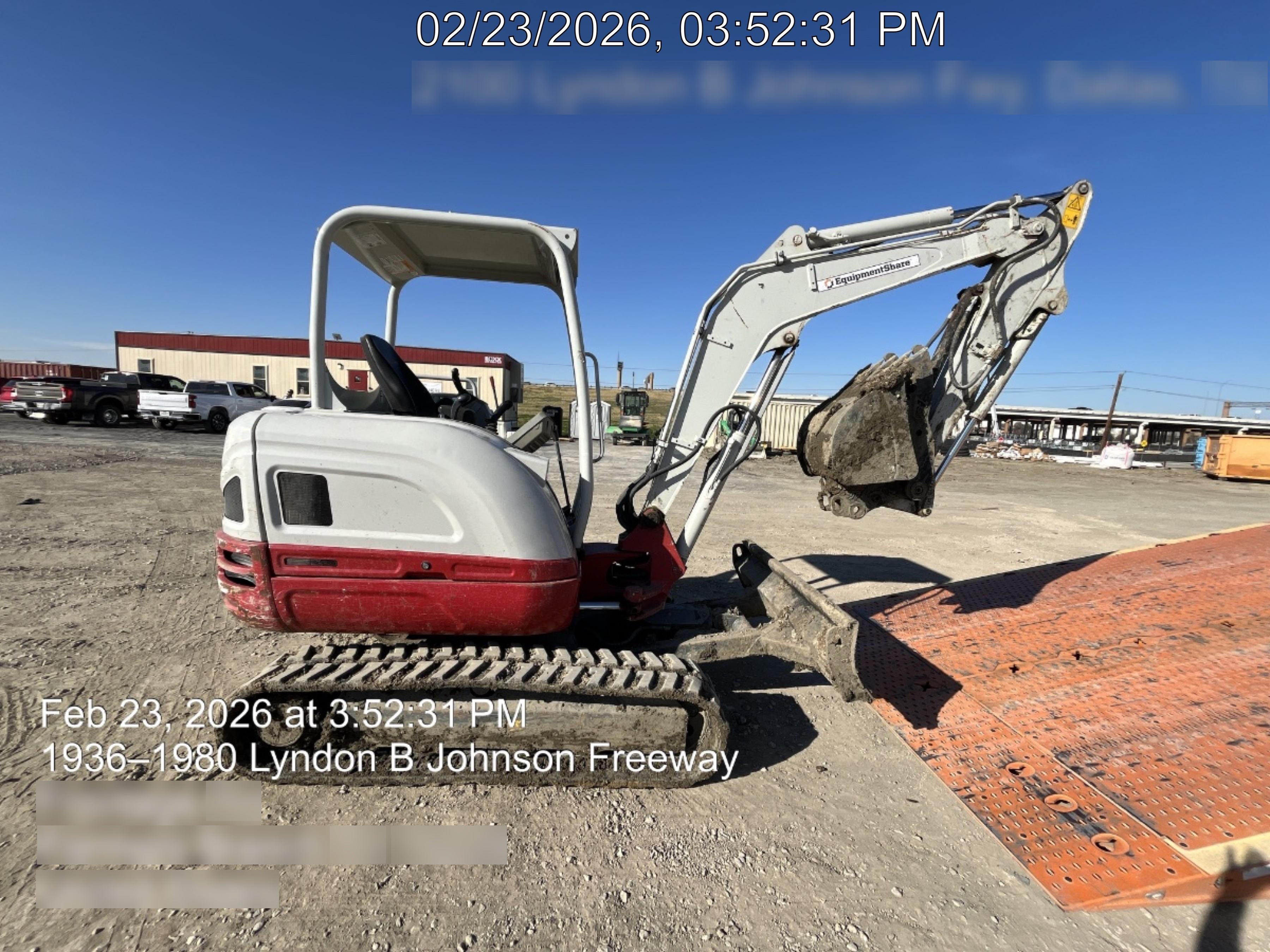 2021 TAKEUCHI TB235-2R
