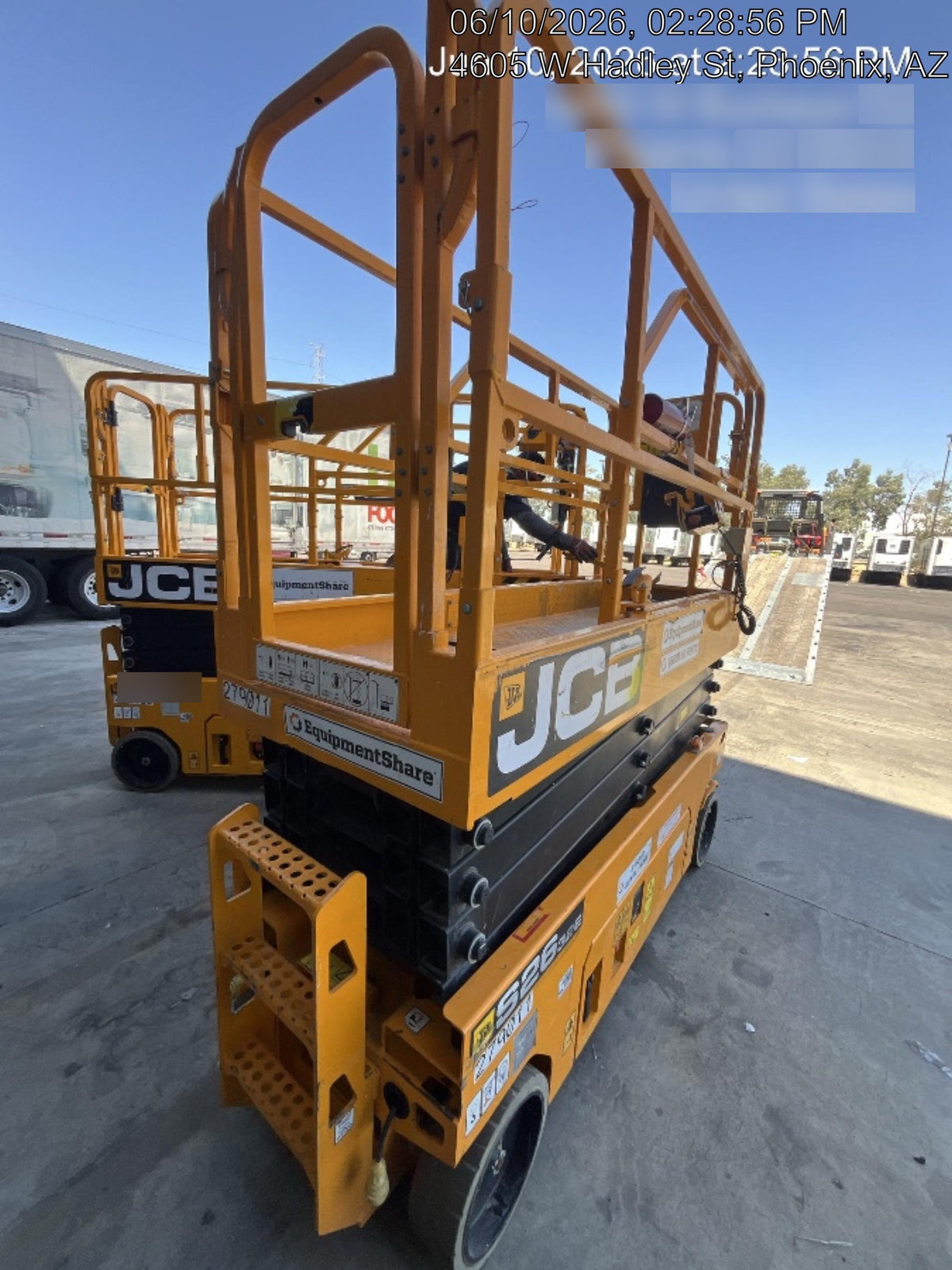 2023 JCB S2632E