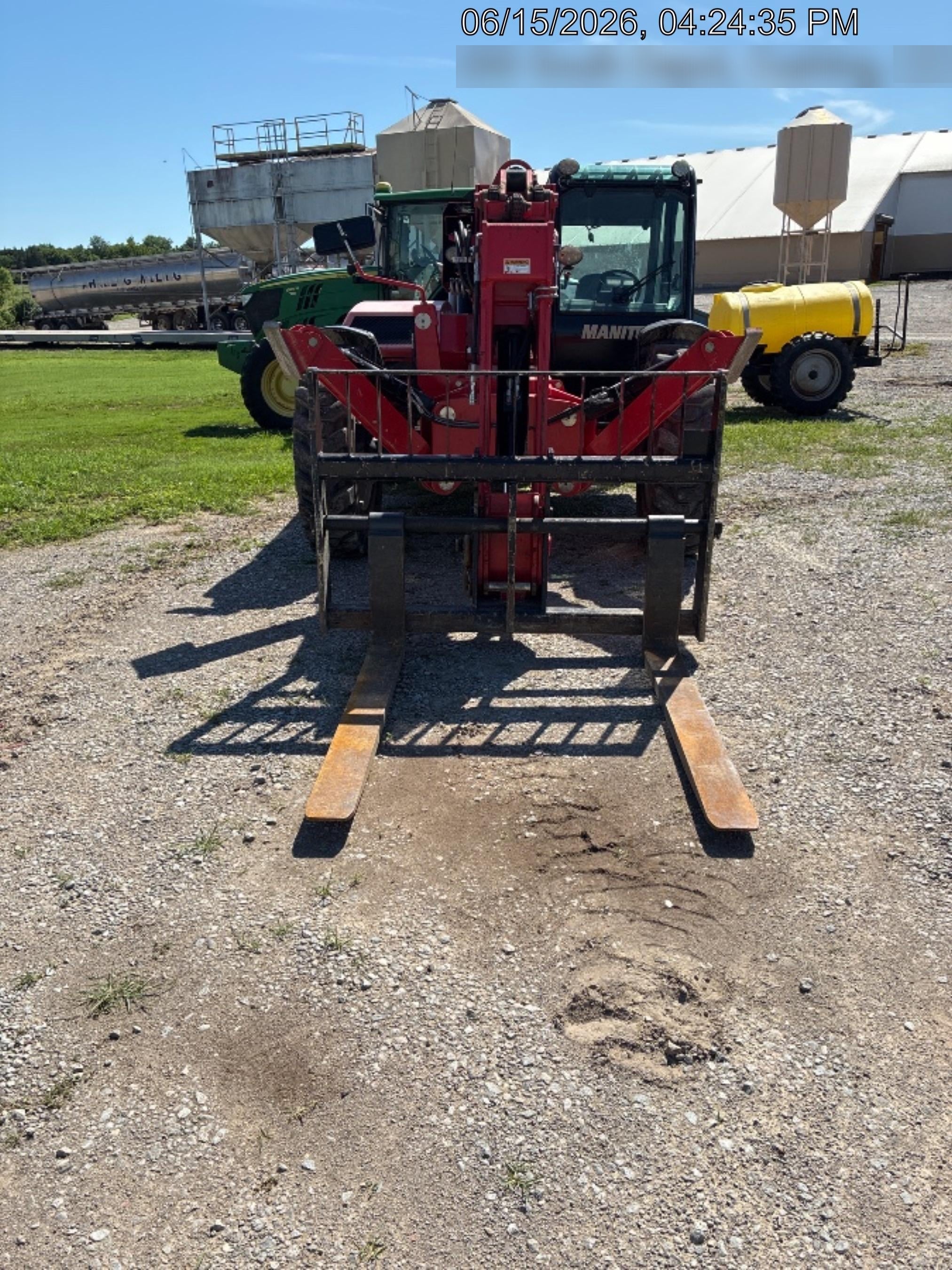 2022 MANITOU MTA12055