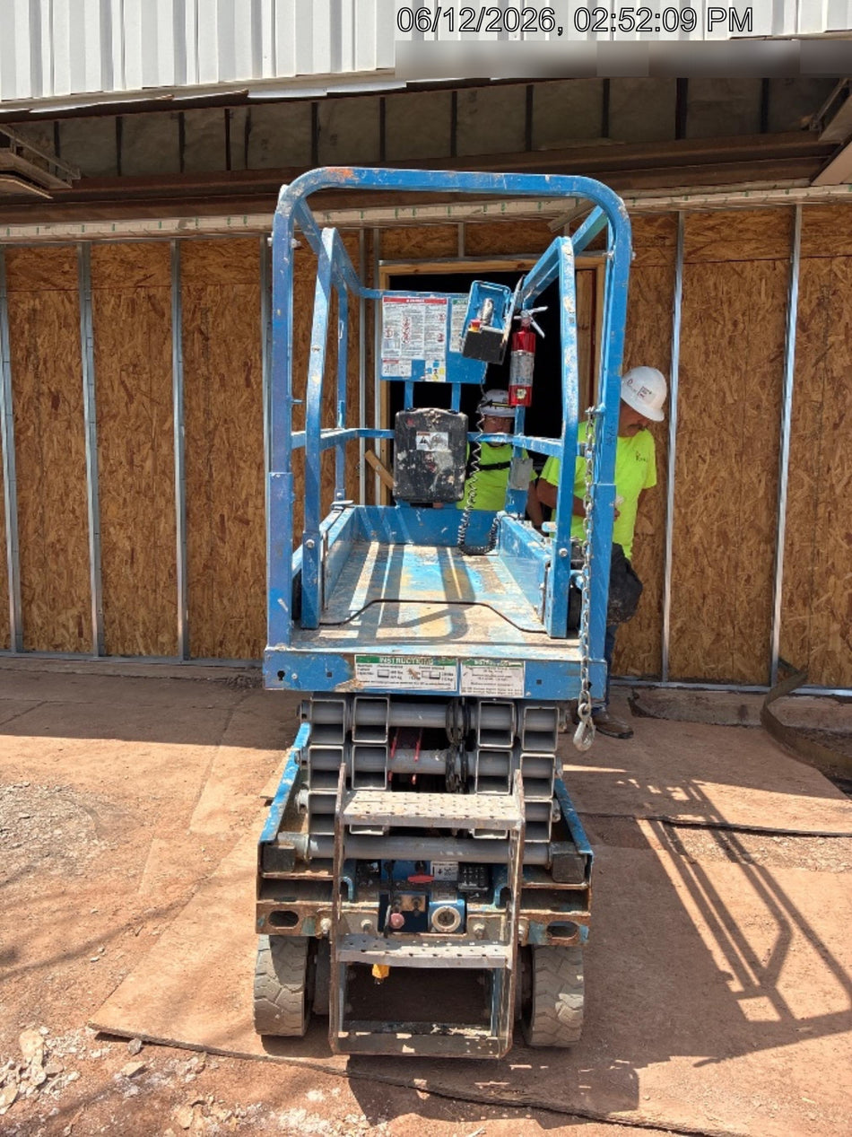 2019 Genie GS-1930 Fixed rails with chain Entry