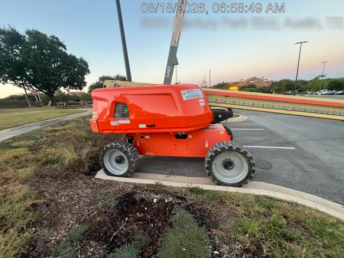 2019 JLG 660SJ