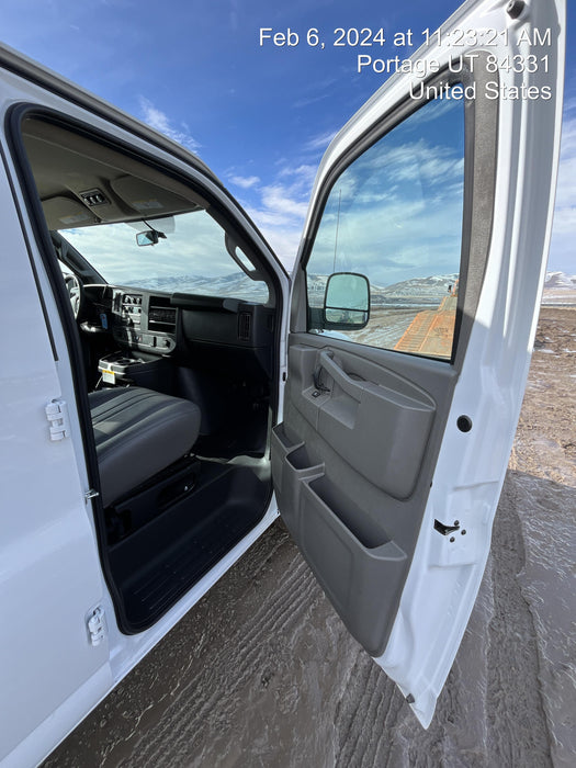 2023 CHEVROLET Express Van - Rental