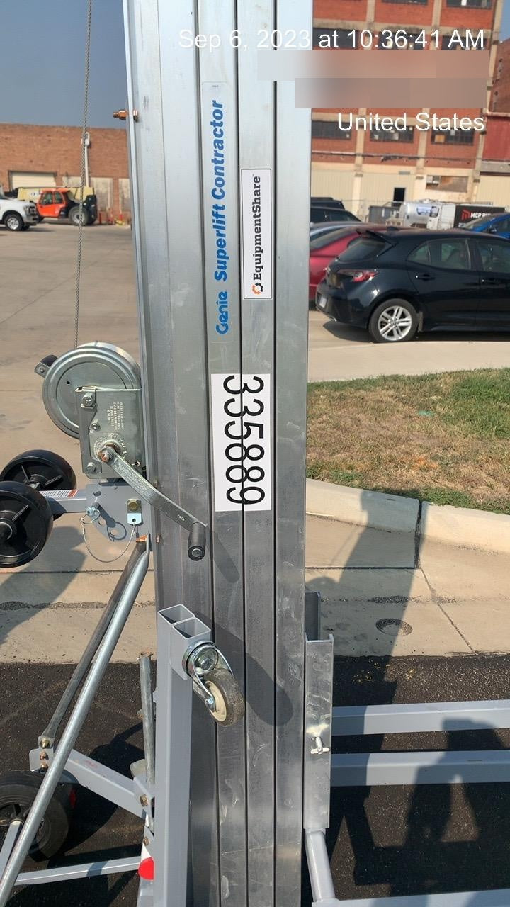 2023 GENIE SLC-24