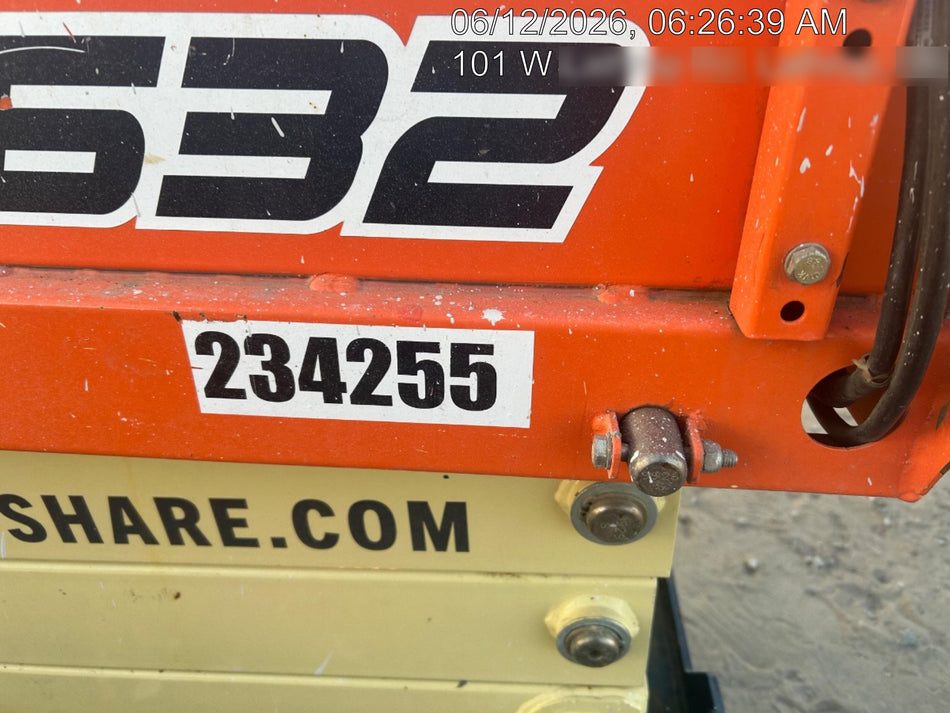 2022 JLG ES2632