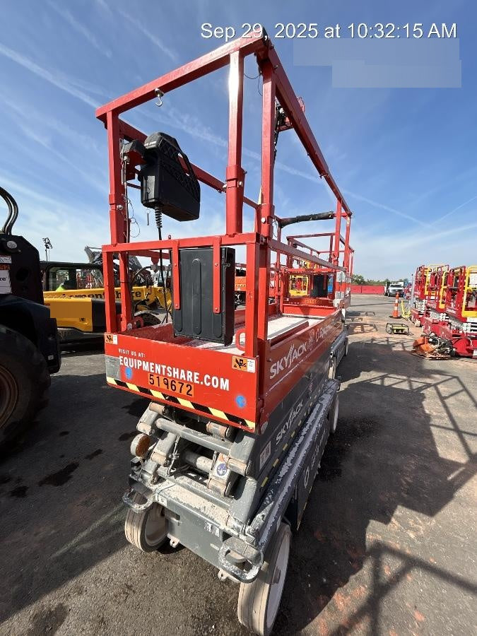 2025 SKYJACK SJ3226