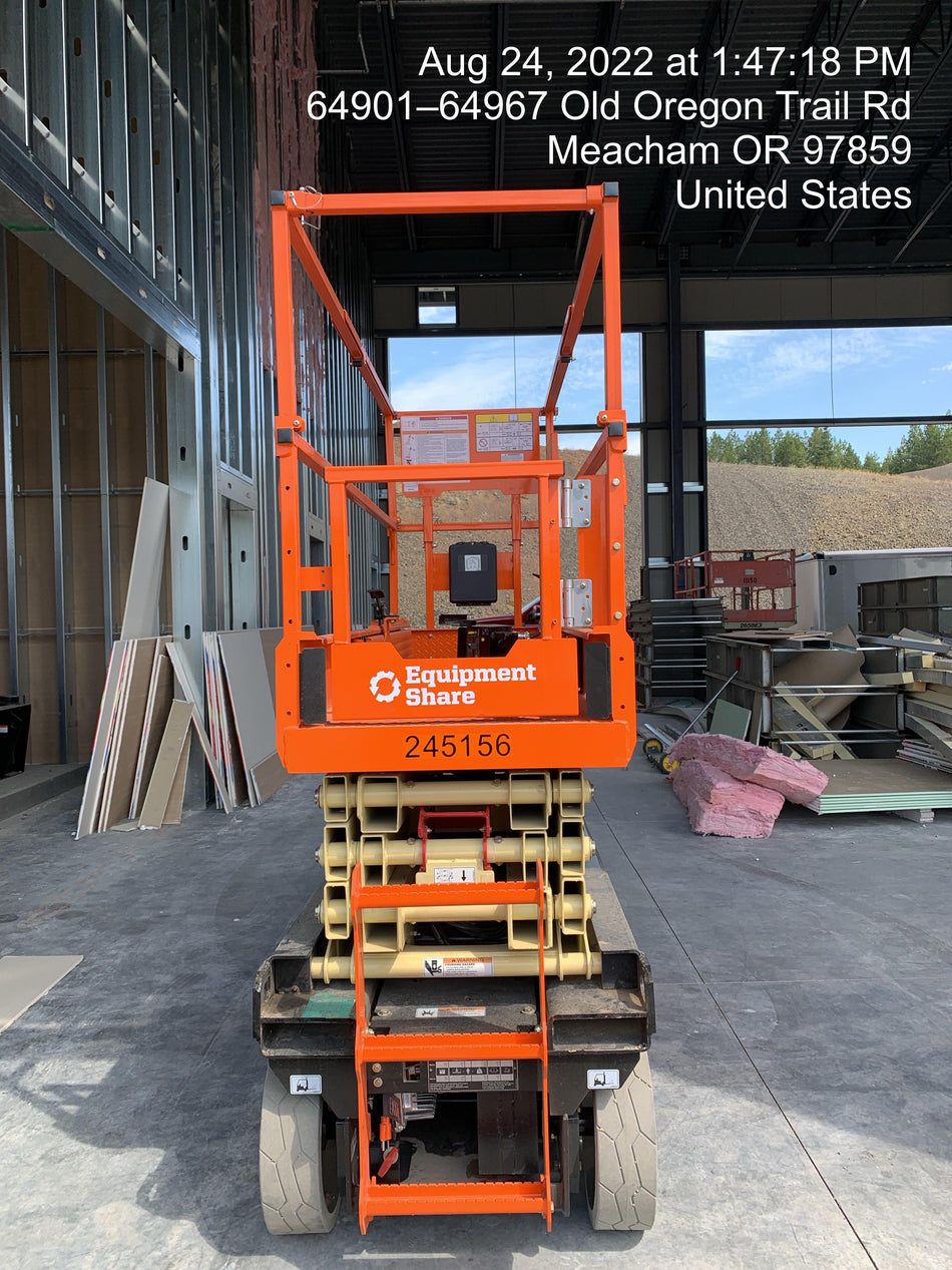 2022 JLG ES2632