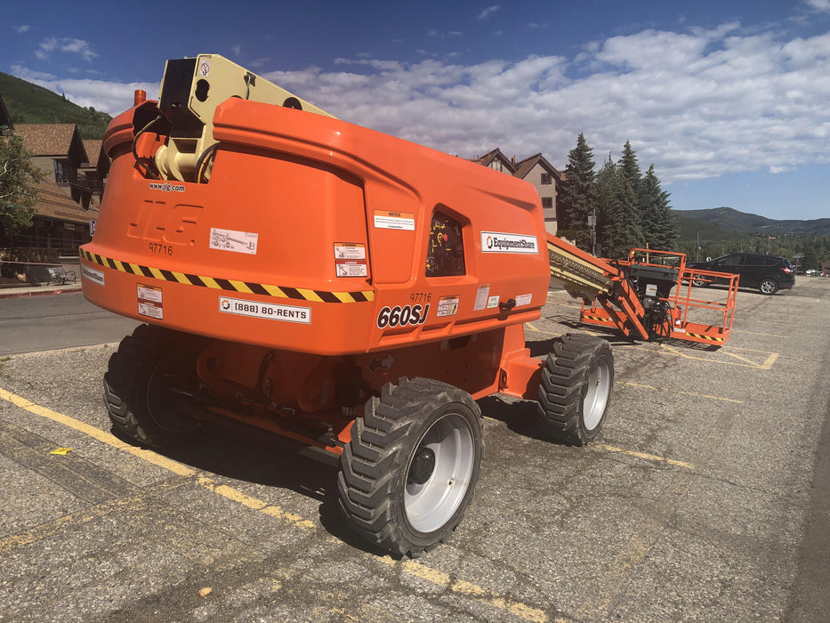 2020 JLG 660SJ