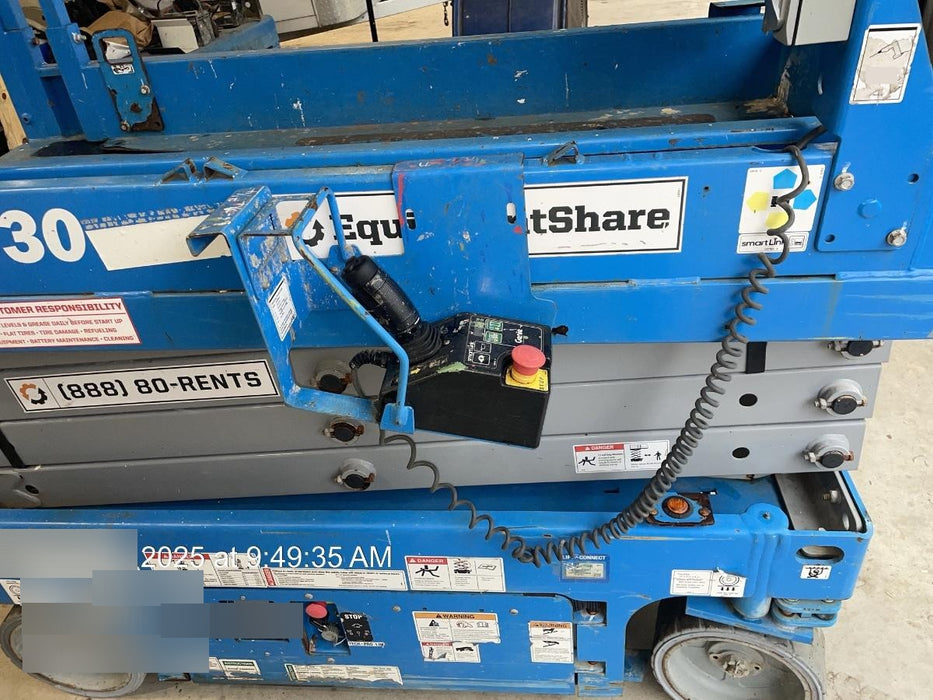 2019 Genie GS-1930 Fixed rails with chain Entry