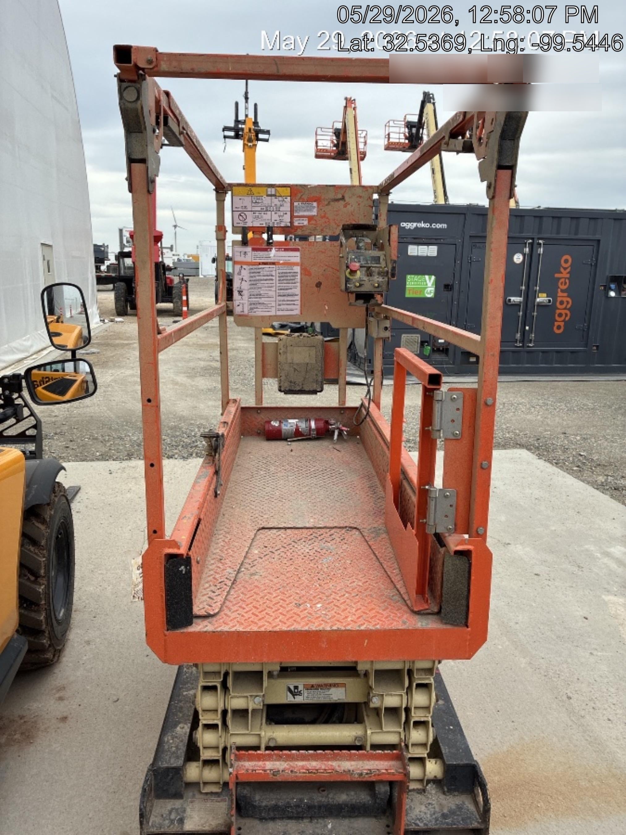 2021 JLG ES1932