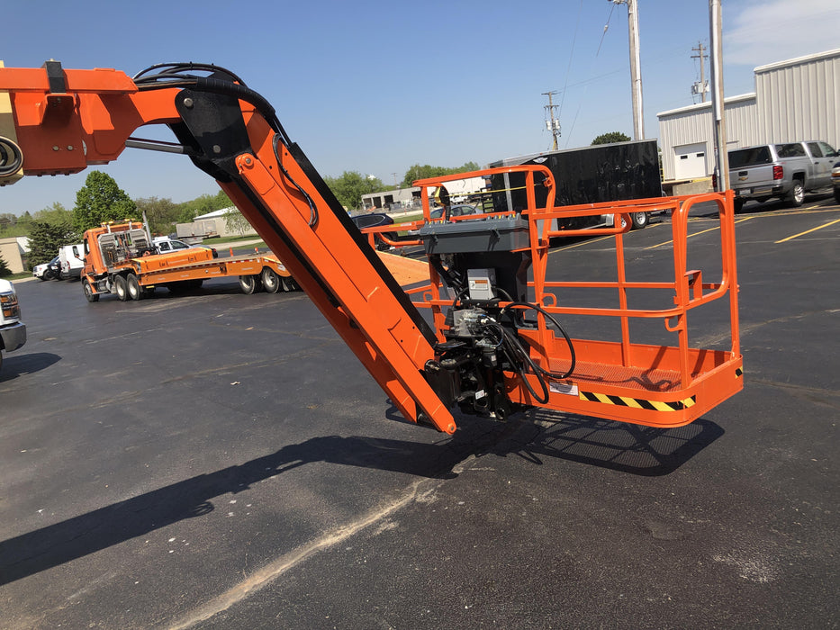 2020 JLG 660SJ