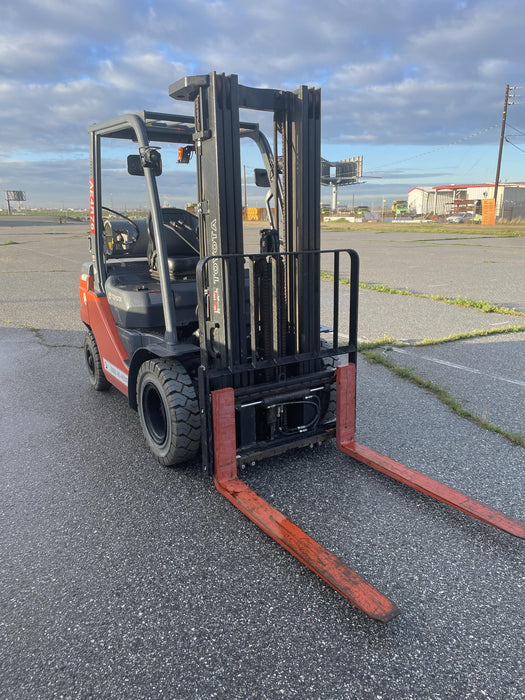 2022 TOYOTA 50-8FGU25