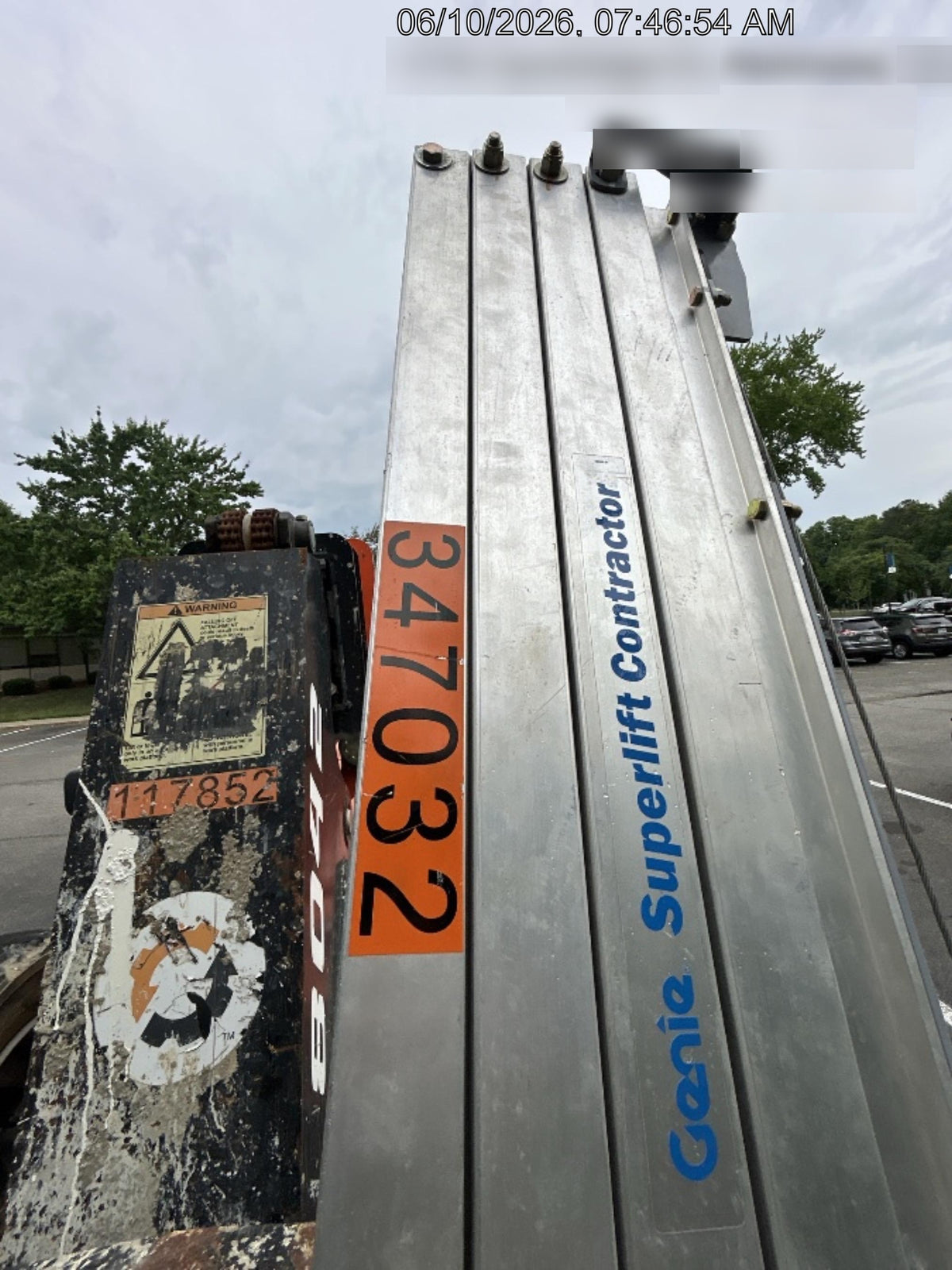 2023 GENIE SLC-24