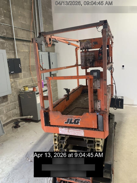 2022 JLG ES1932