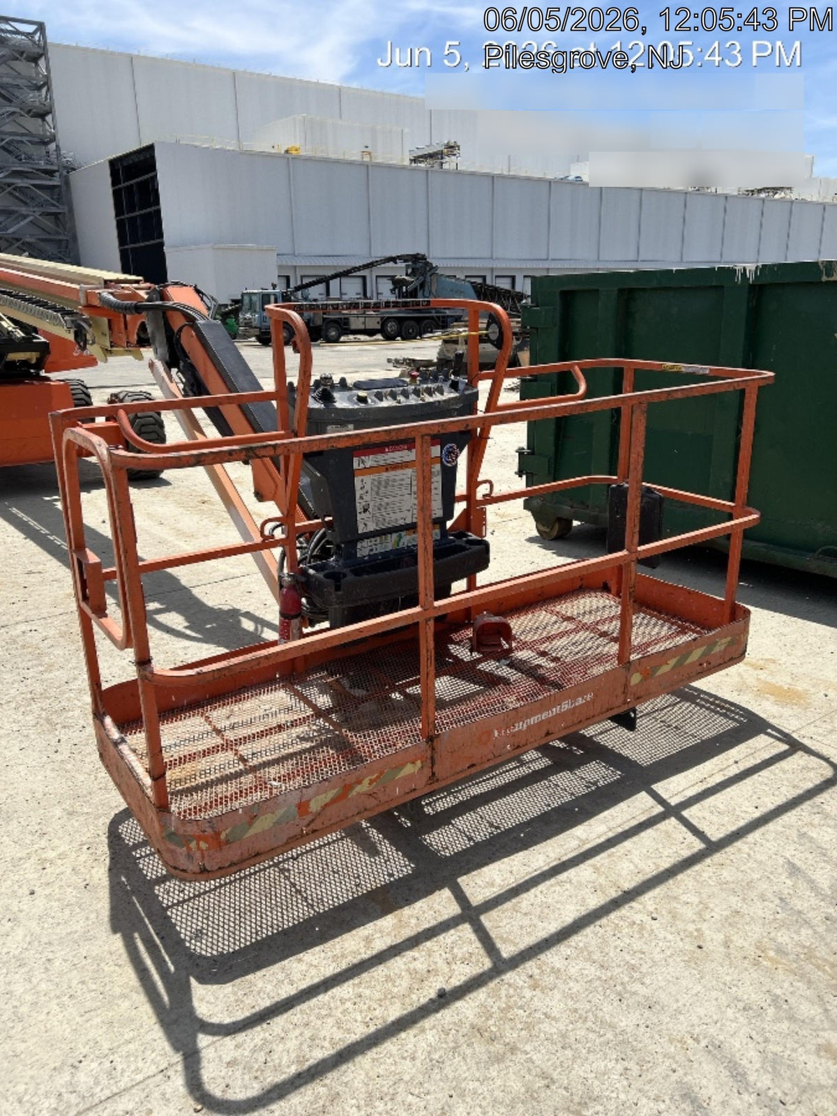 2023 JLG 660SJ