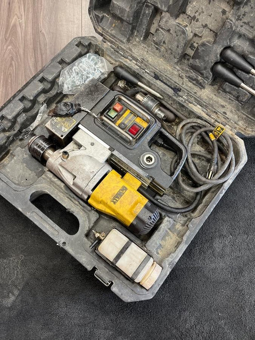 2022 DEWALT DWE1622K