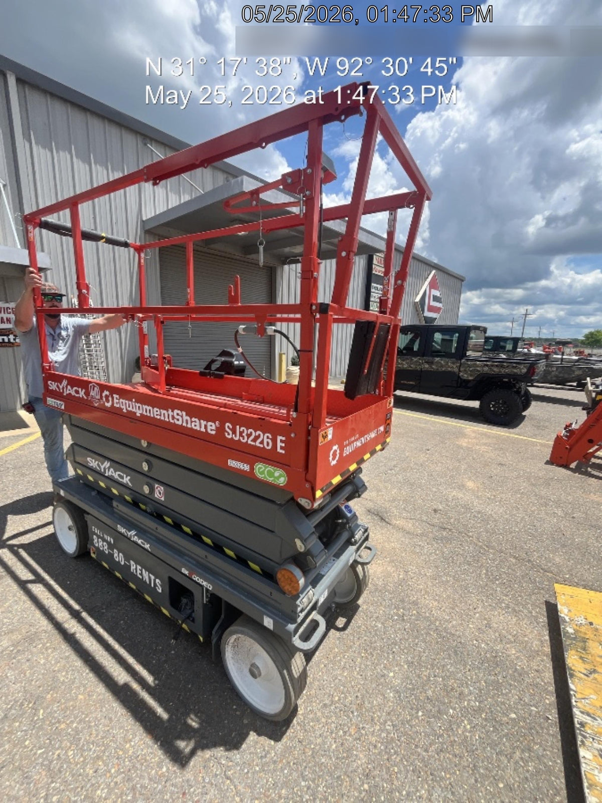 2025 SKYJACK SJ3226