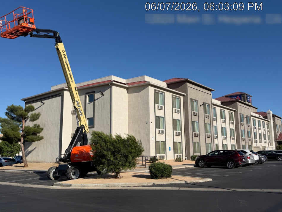 2025 JLG 660SJ