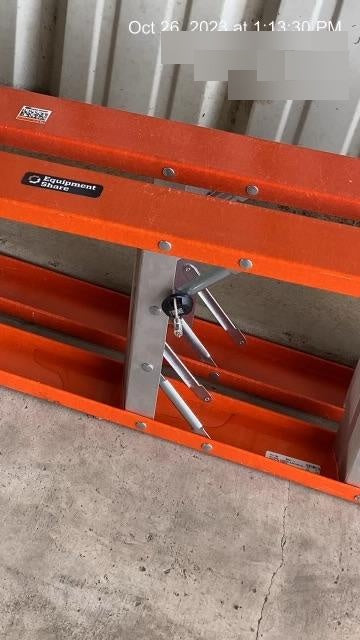 2023 LOUISVILLE LADDER FM1400HD