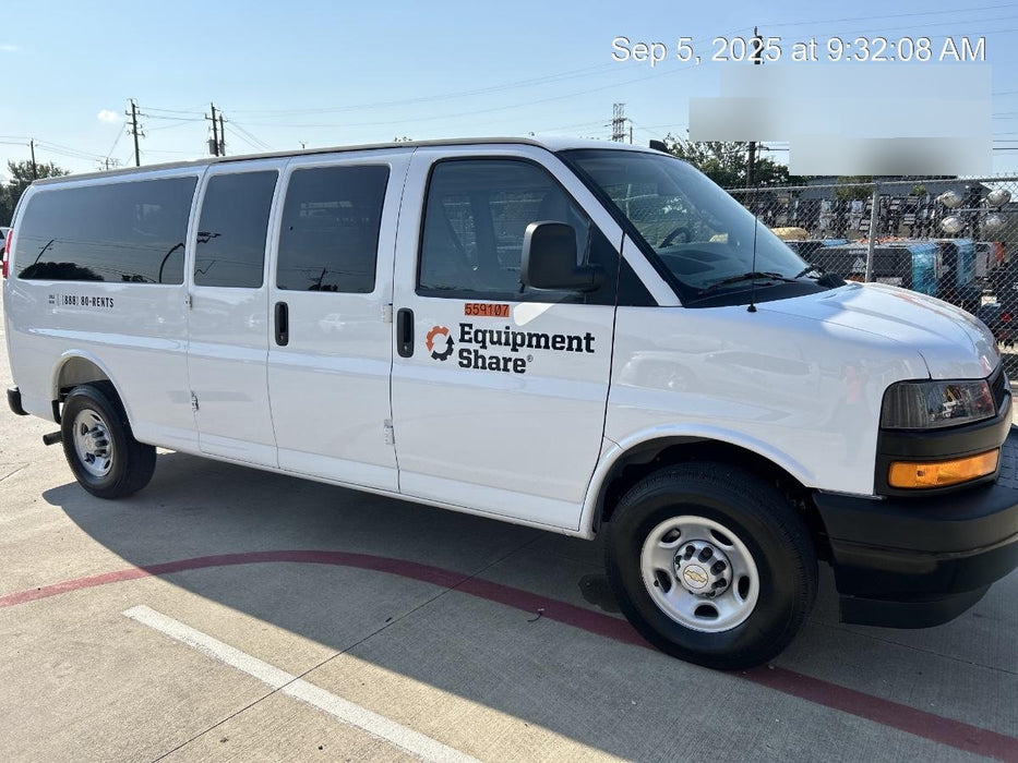 2025 CHEVROLET Express Van - Rental