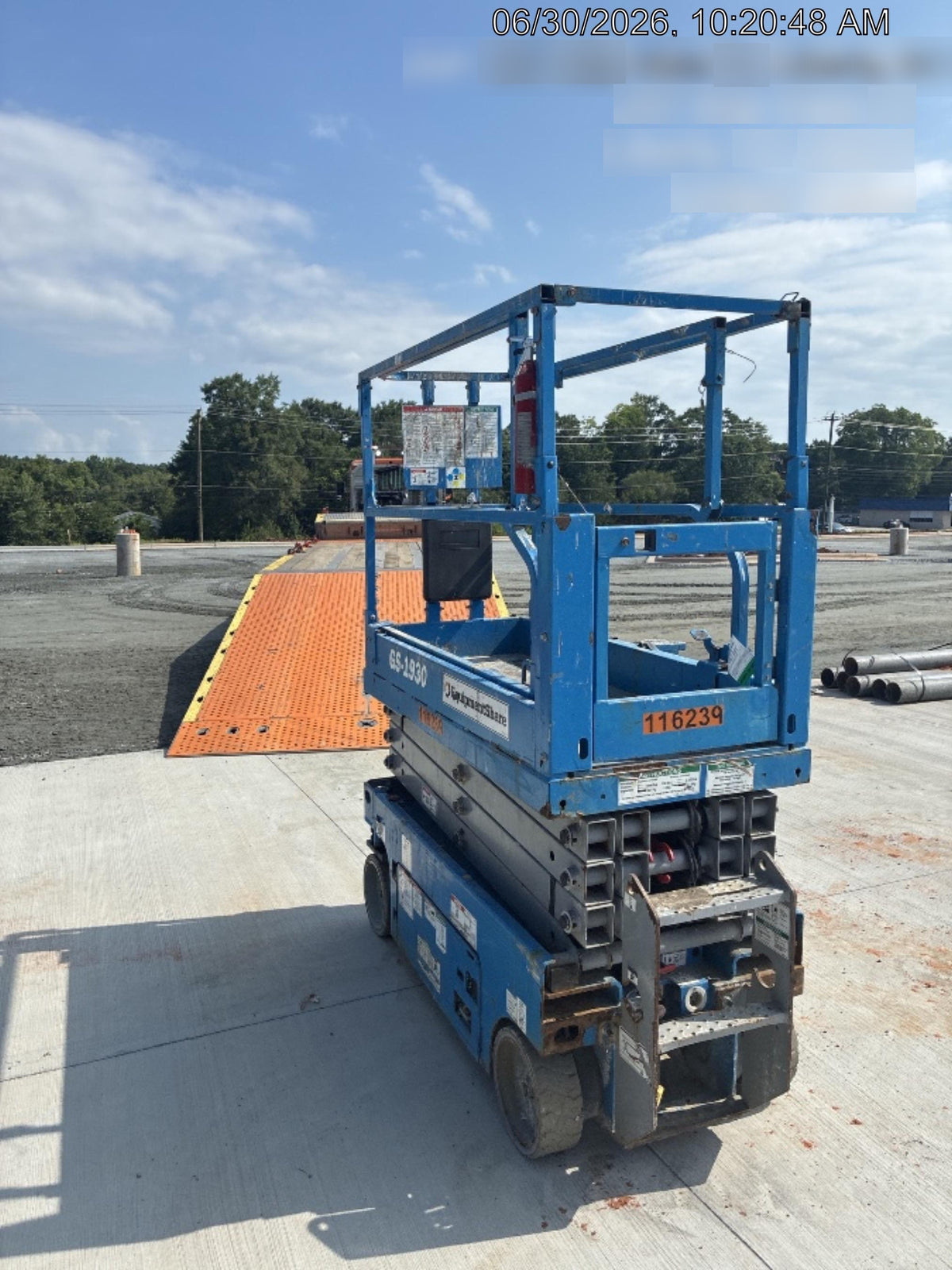 2020 Genie GS-1930 Solid Non Marking Tires, Beacon, Folding rails with half height swing gate