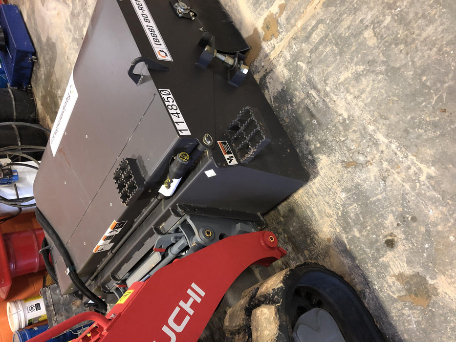 2020 PALADIN Sweepster SB72