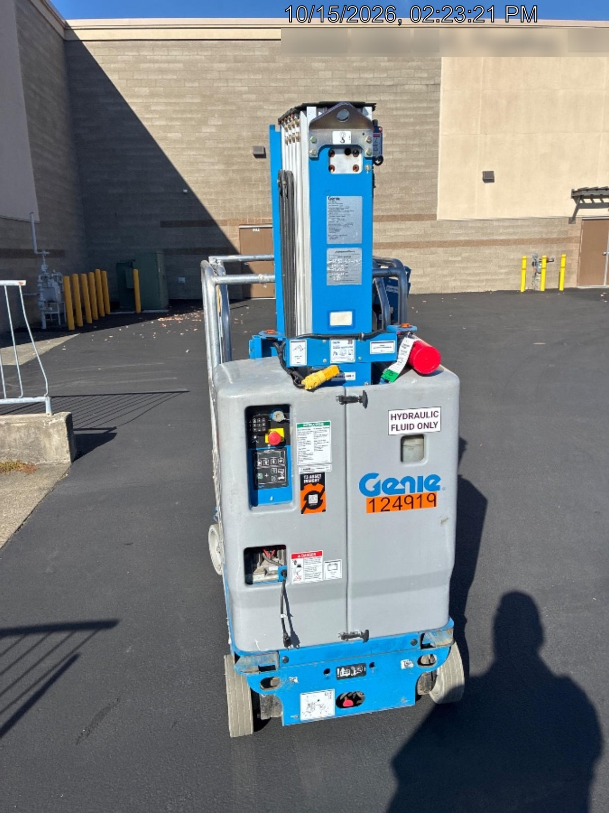 2021 GENIE GR-20