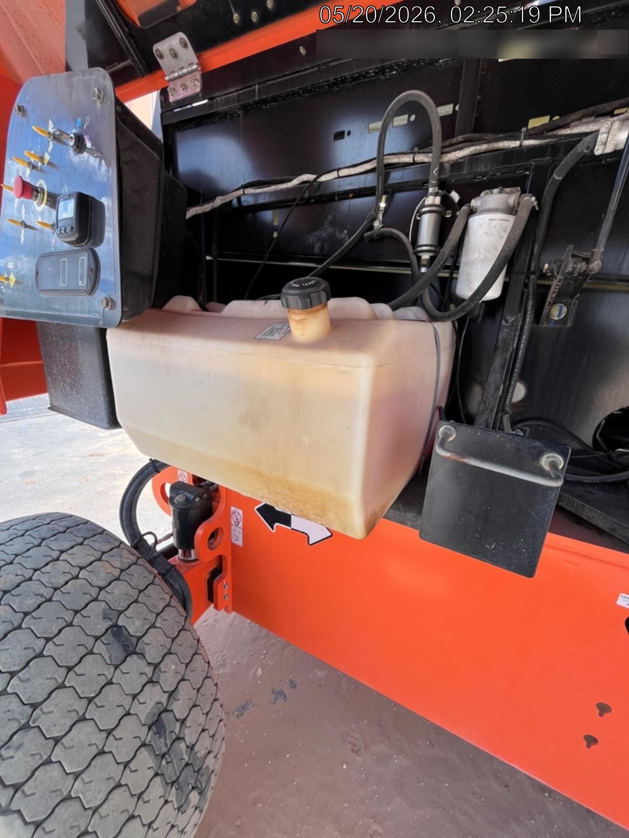 2022 JLG 660SJ