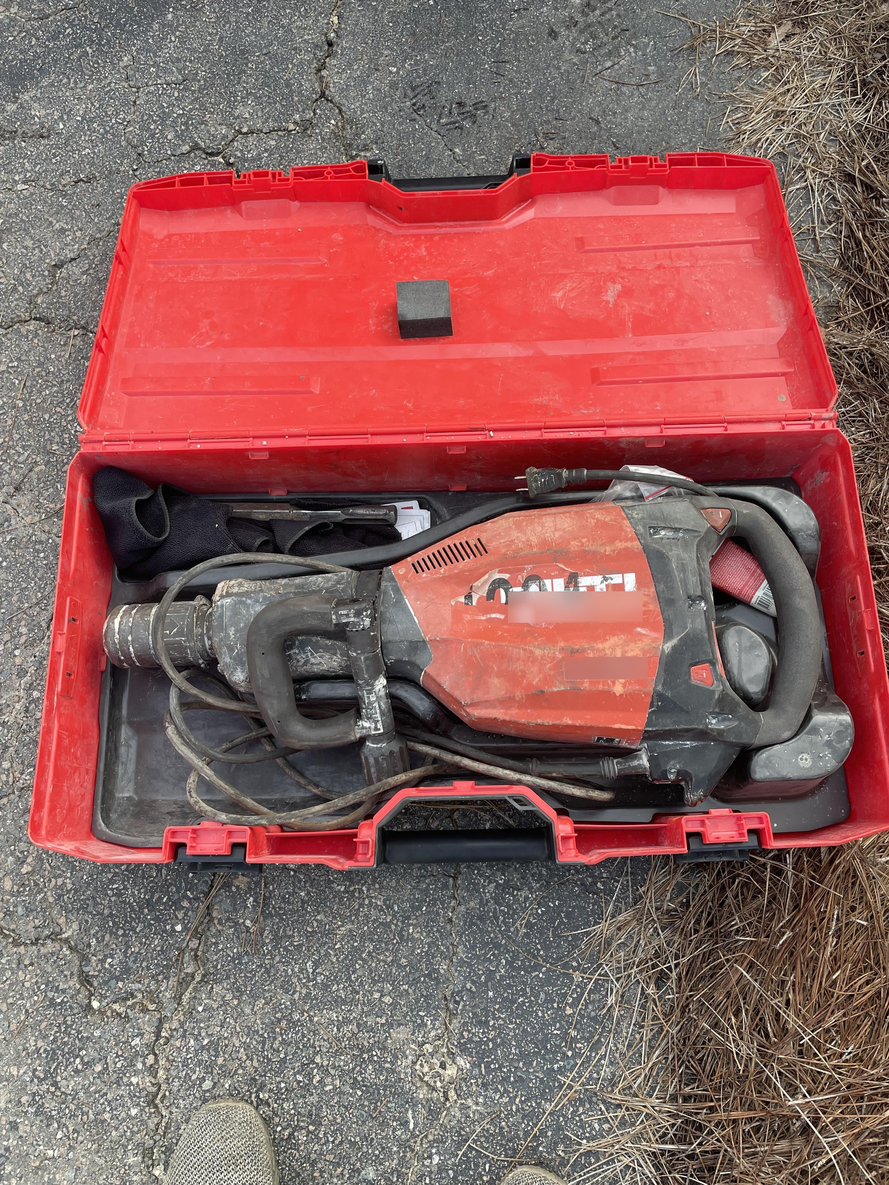 2020 HILTI TE 1000-AVR