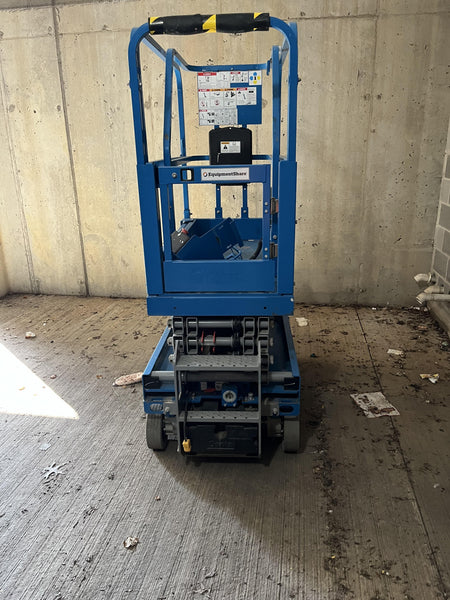 2021 GENIE GS-1330m