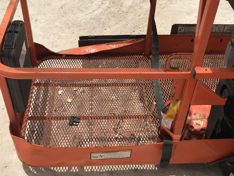 2019 JLG 860SJ