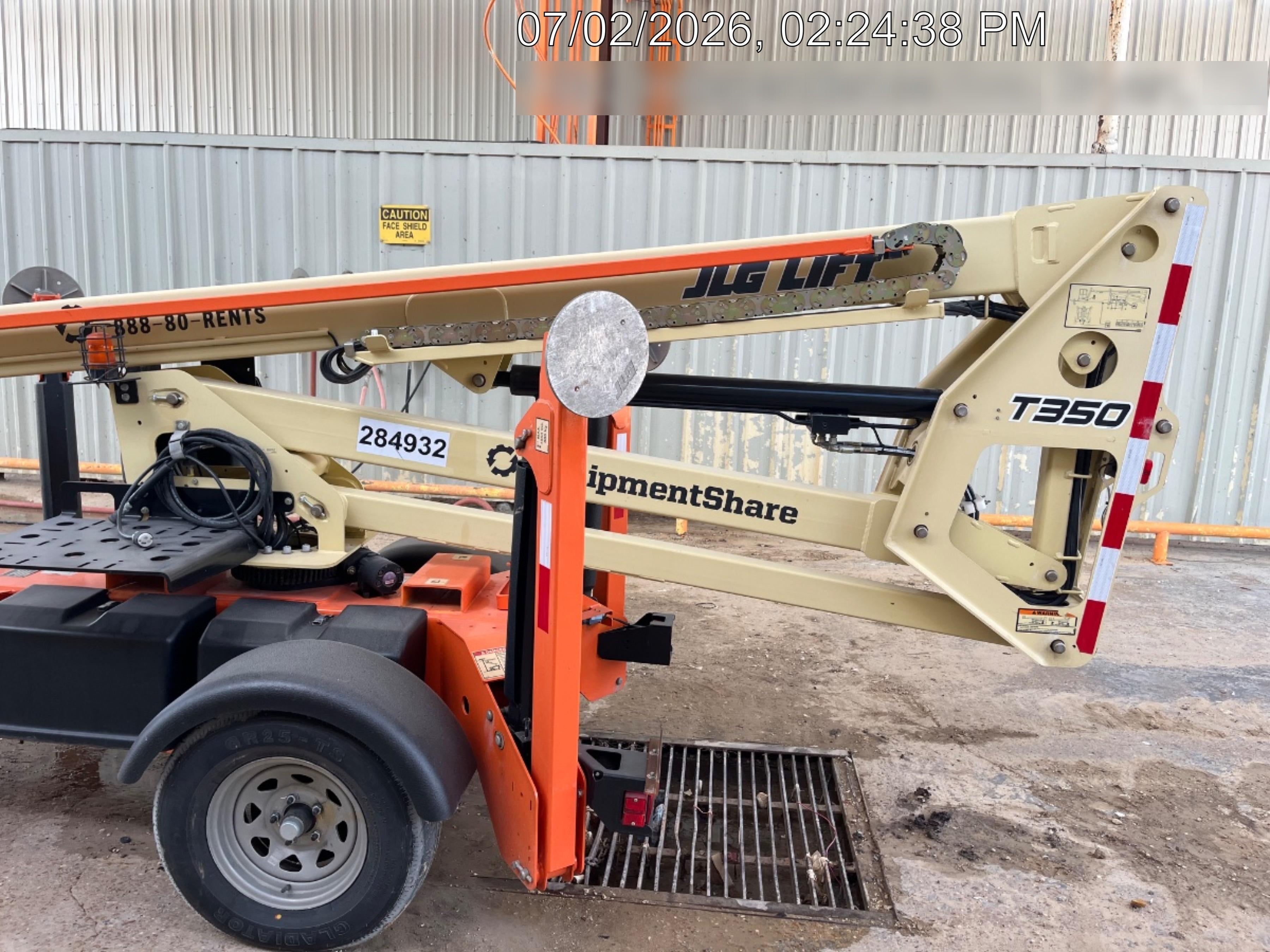 2022 JLG T350