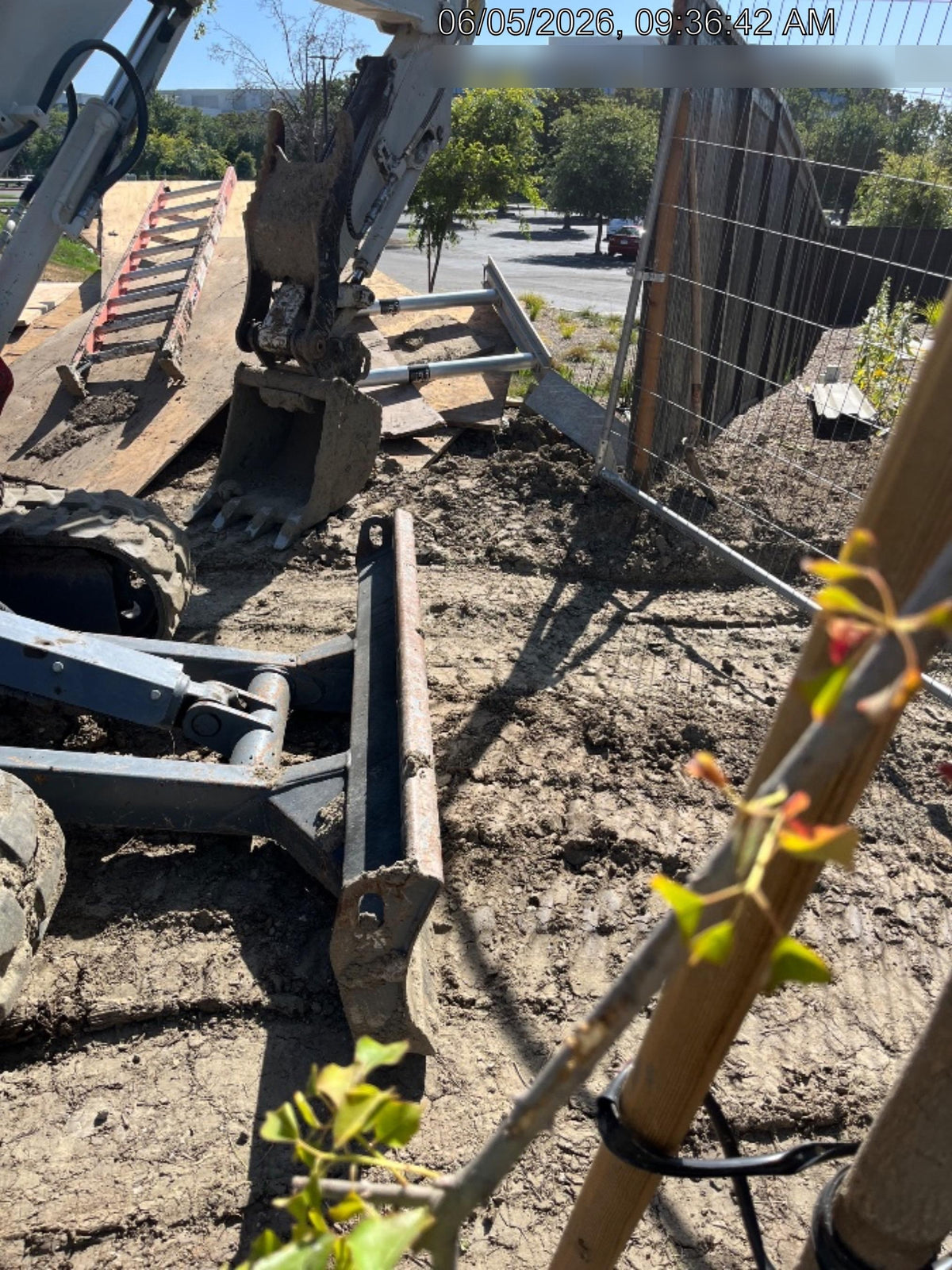 2022 TAKEUCHI TB235-2R