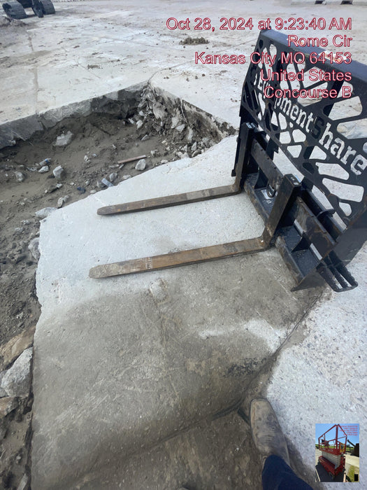 2022 PALADIN 48" Pallet Forks - Paladin