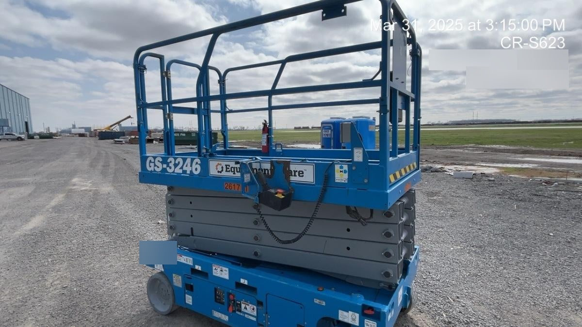 2022 GENIE GS-3246