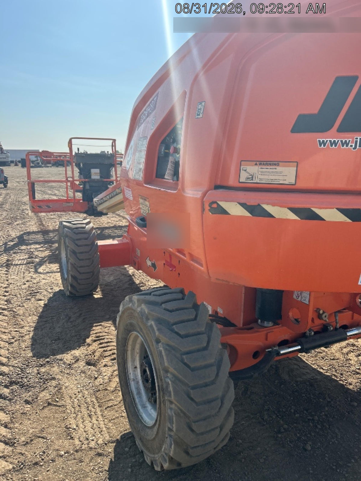 2020 JLG 400S