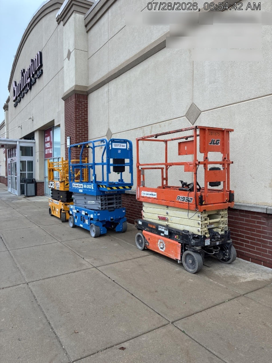 2022 JLG R1932