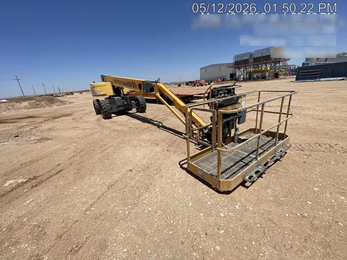 2018 Genie GTH-1056 Genie GTH-1056 w/CAB, Solid Tires, Work Lights, 60" carriage/forks, cab mesh, beacon