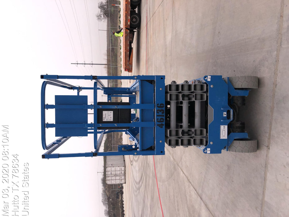 2019 Genie GS-2632 Folding rails with half height swing gate