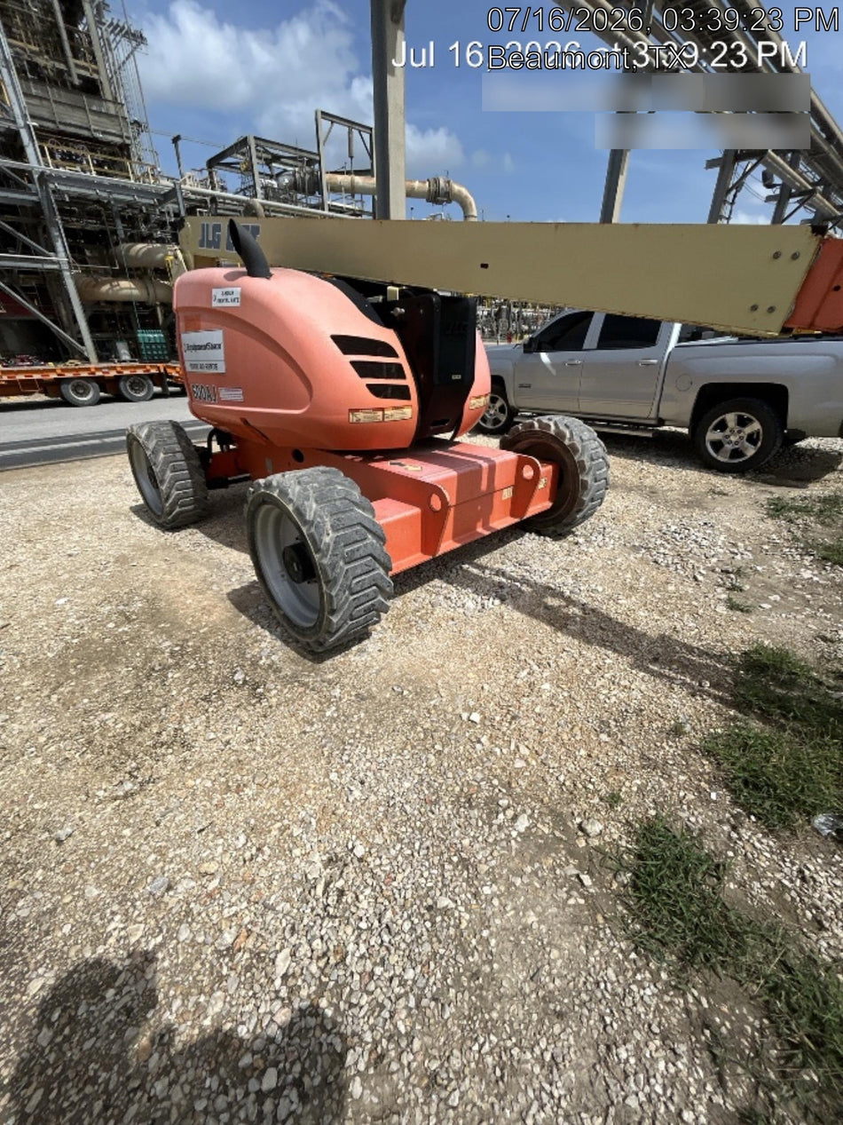 2019 JLG 600AJ