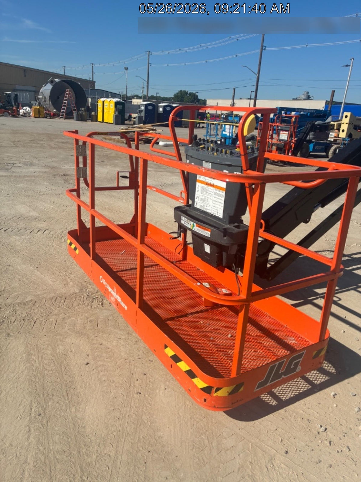 2025 JLG 660SJ