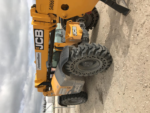 2019 JCB 509-42 Cab/Heat/Air, 74 HP, Solid Tires, STD Worklight, Beacon, Aux Hydraulics, Lifting Eye, Back up Alarm w/66" Carriage/60" Forks